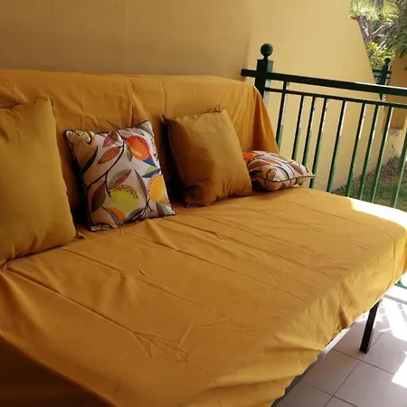 Atlantic Garden Charli דירה